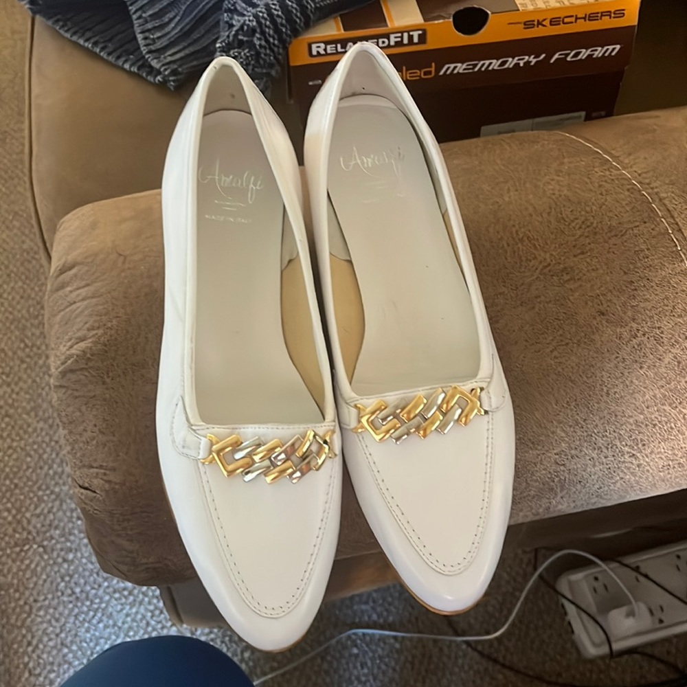 Womens shoe size 9 Amalfi by Rangoni